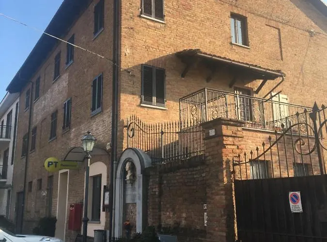 Takàlcastel 2 Cisterna dʼAsti